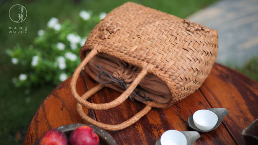 贴玫瑰鼓型葡萄藤编包 商品图2