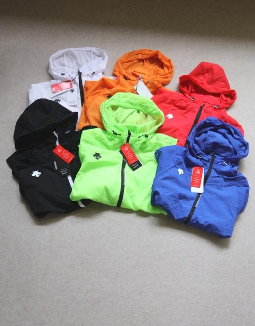 简单粗暴的 玩儿呗 哈！情侣段 小桑 杜邦梭织料 连帽 薄外套 6色入 商品图0