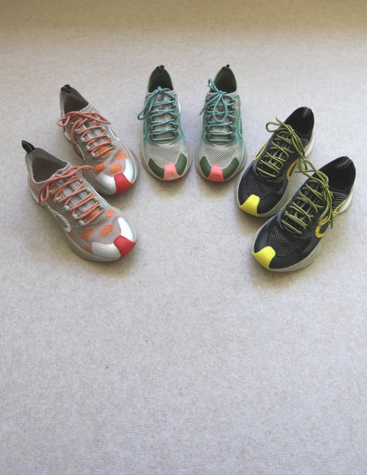 简单粗暴的 哈！情侣段 咕子的 飞线+氮气发泡底 慢跑鞋 3色入 商品图0