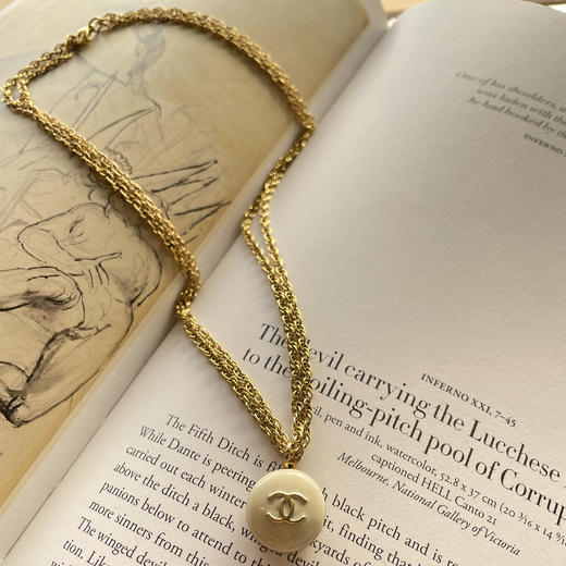 北京仓｜Gigi Paris-Chanel-白色 中古纽扣 双链 项链［法国设计师］ 商品图4