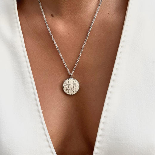 北京仓｜Gigi Paris-Chanel-白色 中古纽扣 项链［法国设计师］ 商品图0