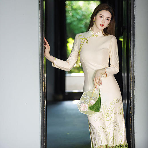 新款麂皮绒旗袍手工盘扣民国设计感小众轻奢改良裙JT82810 商品图1