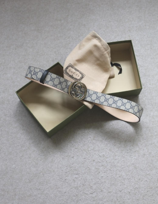 简单粗暴的 哈！爷们滴 咕子的 Pvc+皮 老花的 双G银扣头 4cm 皮带 商品图0