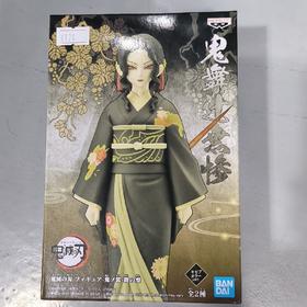 万代手办     HBP-18717    鬼灭之刃 鬼之装 第六弹 A款鬼舞辻无惨 女性形态