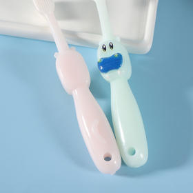 [日用百货】新款卡通牛宝宝糖果色宝宝婴儿软毛牙刷 儿童软毛牙刷