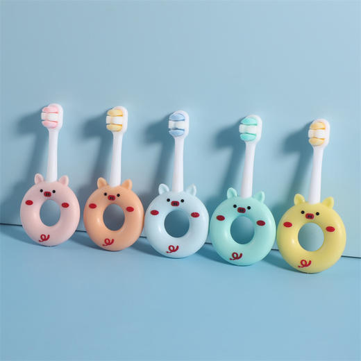 【母婴用品】新款 网红卡通甜甜圈猪鼻图案软毛0-10岁婴幼儿牙刷 儿童软毛牙刷 商品图2