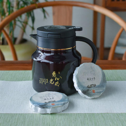羽诗制造出品 明月悦茗套装福鼎白茶保温壶文创礼盒 商品图1