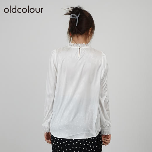oldcolour2021秋商场同款黑色长袖气质荷叶领衬衫女N33013311 商品图3