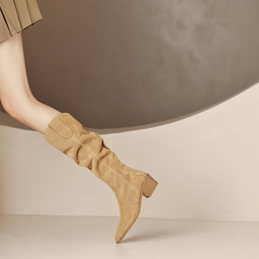 简约百搭款，尖头低跟长筒靴HCY-3156 商品图2