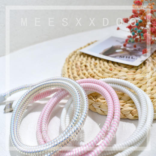 卡通宇航员华为vivo小米数据线保护套荣耀苹果iPhone13耳机充电器缠绳 商品图4