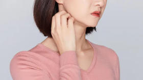 皮肤屏障受损的最早表现是什么？