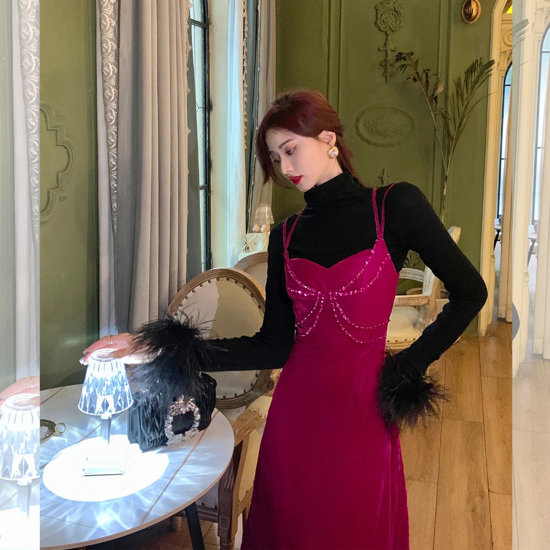 BeQueenStory【漫塔玫瑰】重工钉钻露背丝绒吊带裙