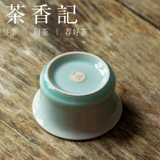 茶香记 粉青马蹄缸杯莲年有鱼青瓷80ml主人杯意趣典雅茶杯品杯 商品图3