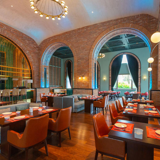 双11返场！2晚/3晚【长白山鲁能胜地瑞士酒店度假村】元旦/寒假/春节可用！享接送机、鲁能度假区滑雪权益、娱雪权益、温泉、UTV体验、YOYO鹿苑等，冬季玩雪推荐！~ 商品图5