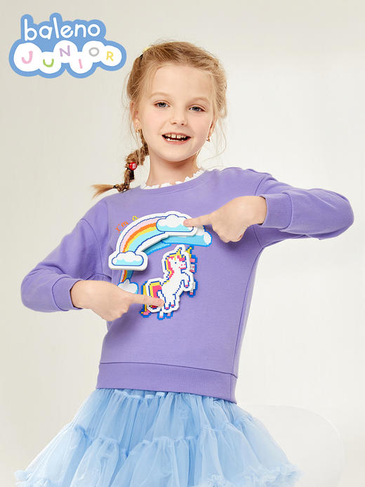 22FW 班尼路童装春秋冬新款休闲像素感印花女童圆领卫衣宽松儿童上衣 商品图2