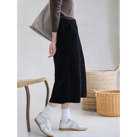 百搭显瘦，早秋新款女装半松紧灯芯绒开叉半裙一步裙HS22888 商品图2