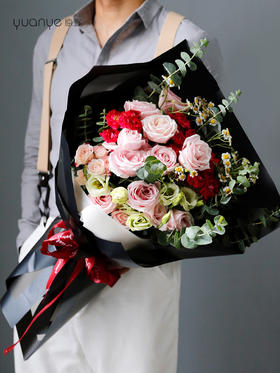 粉玫瑰桔梗花束