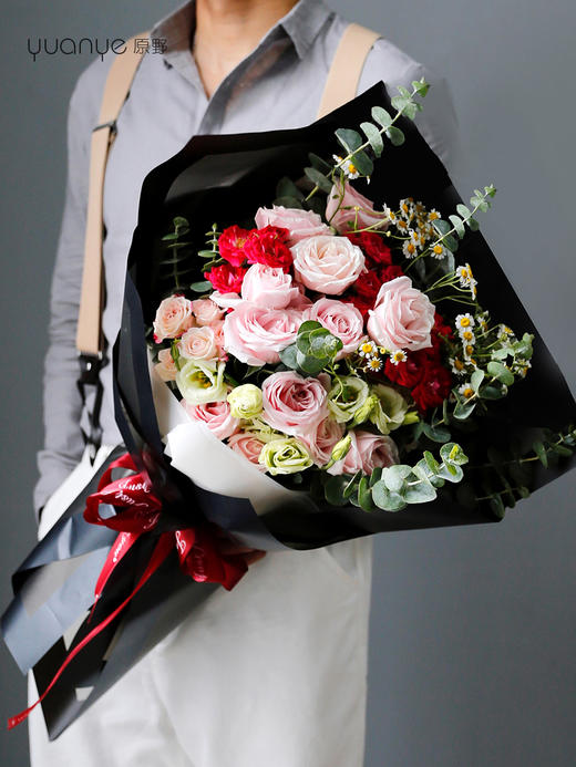 粉玫瑰桔梗花束 商品图0