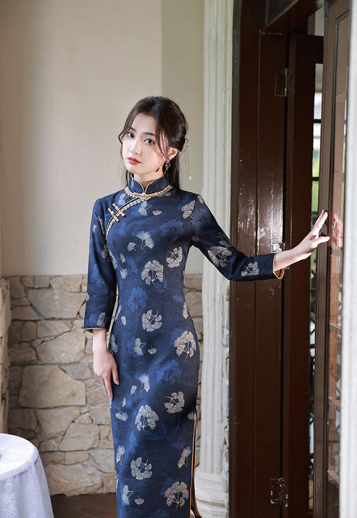 秋季新款，长袖单层棉麻复古深色日常花边旗袍XL-899 商品图2