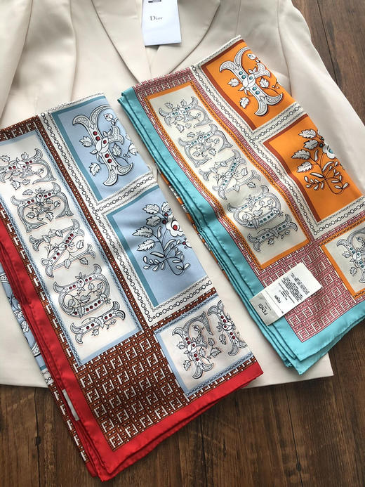 丝巾 红边 蓝边 自己备注 商品图0