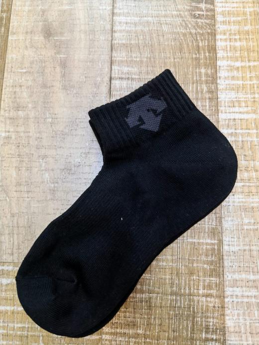 原厂尾货..DST人体工程学直角男女同款中筒袜（六双包邮） 商品图2