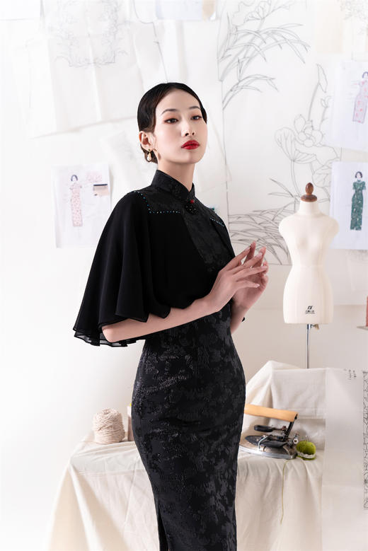 荷言HEYEN 期夜月 黑色进口时装面料+拼接袖 商品图5