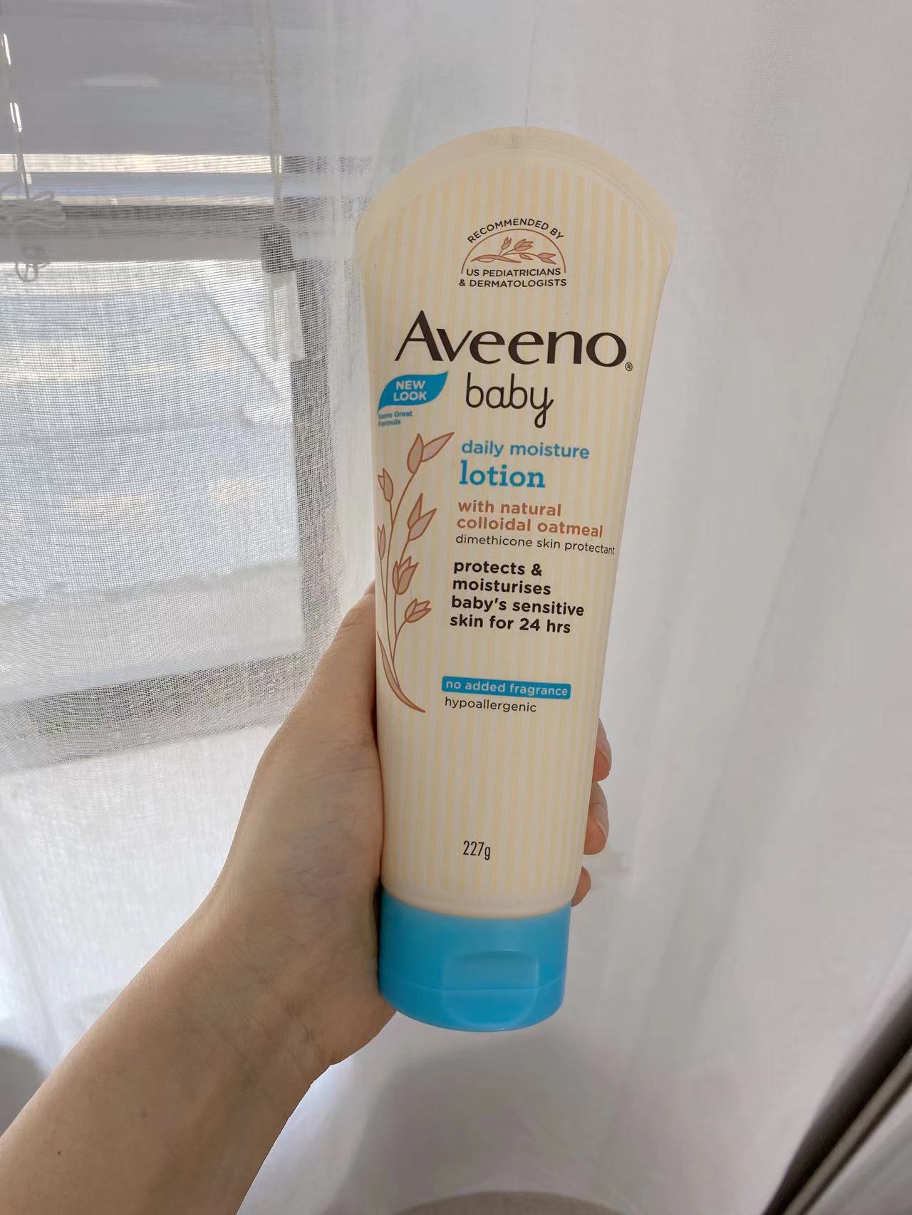 【Aveeno艾惟 浅蓝227】 24小时润肤 全家男女老少都可用  燕麦霜