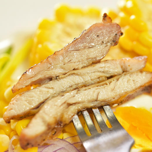 鸡扒中的天花板，秘制黑椒，原味鸡腿扒，优质蛋白质新鲜冷冻鸡腿排去骨半成品散养土鸡肉，只取鸡腿上肢部位，肉质鲜嫩多汁，口感好！ 商品图4