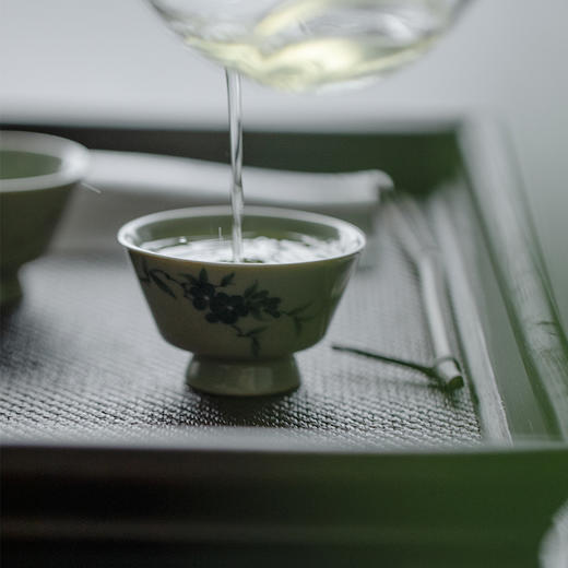 束刻/无落/手工果青釉下粉彩手绘小品杯茶具茶杯薄胎品茗杯 商品图5