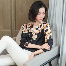 真丝衬衫女长袖年秋装新款V领缎面定位花衬衣桑蚕丝上衣
