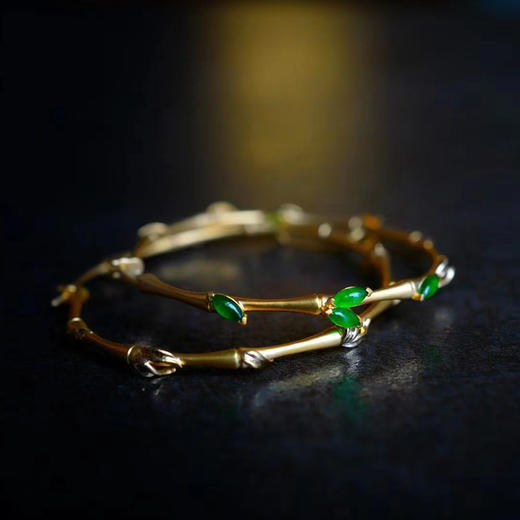 龢盒原创 清隽出尘 坠入人间烟火 18k金镶翡翠清竹大耳圈 商品图1