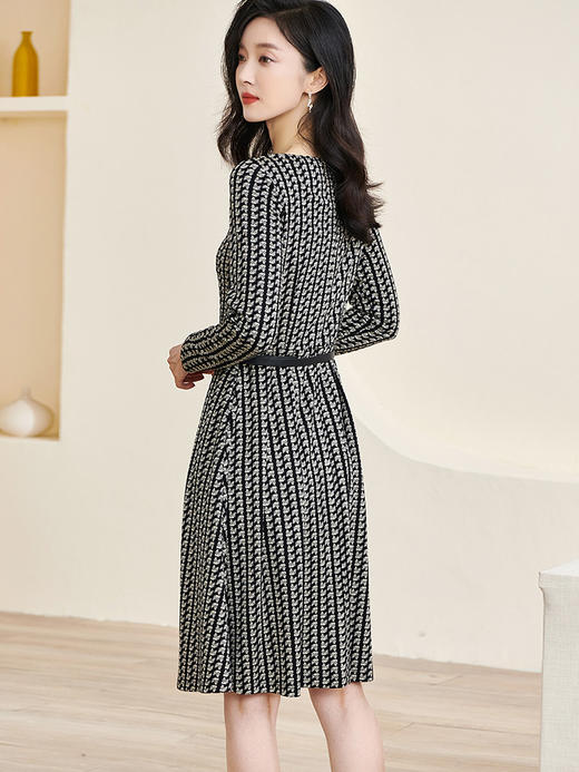 米思阳2024秋季新款优雅气质针织印花连衣裙收腰显瘦中长裙3172 商品图2