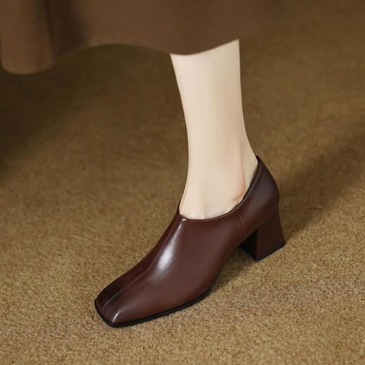 秋冬复古，内侧拉链好进脚里外全皮方头粗跟裸靴【预售7天】DB-M5372 商品图7