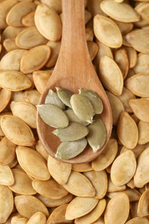 话梅味南瓜子 商品图1