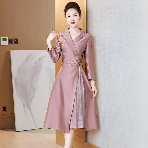 气质时尚，轻奢礼服连衣裙喜婆婆婚宴礼服LC-2255 商品图4