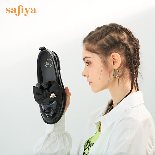 Safiya/索菲娅 浅口单鞋2022秋季新款潮趣简约爱心少女蝴蝶结乐福鞋女 SF23112022 商品图0