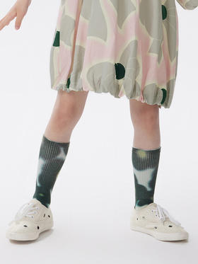 JNBY  22年秋款  休闲印花中筒袜子  6M9N10720