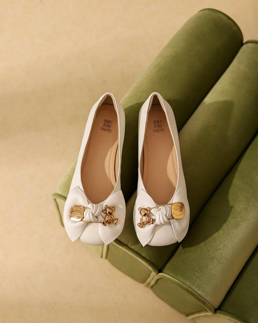 西村名物2022年新款蝴蝶结小熊玩趣方头复古单鞋X22AE11541 商品图0