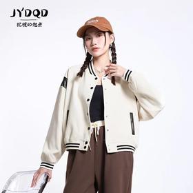 记忆的起点女士棒球服 价位：341元 尺码：均码