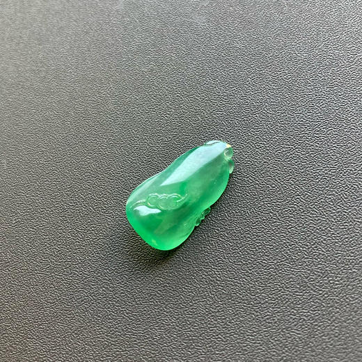 玻璃种阳绿翡翠福袋呱呱来财 商品图4