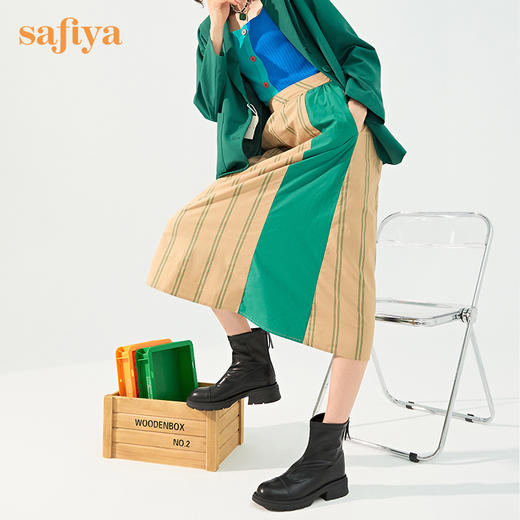 【春节不打烊】Safiya/索菲娅 2022冬季新品黑色时装靴英伦风弹力软皮户外厚底增高中跟烟筒靴 SF24116039 商品图5