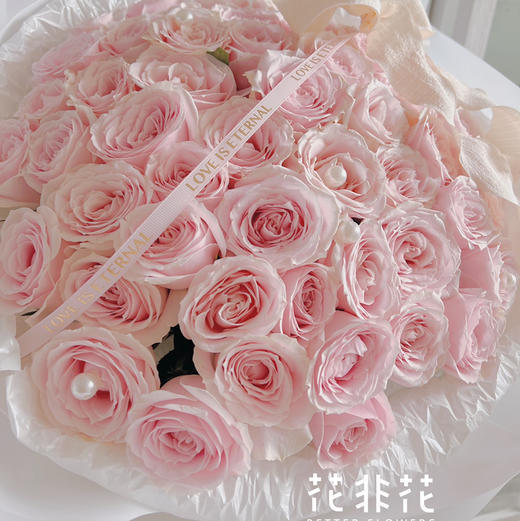 《甜心蛋糕》52枝粉红雪山玫瑰花花束 商品图3