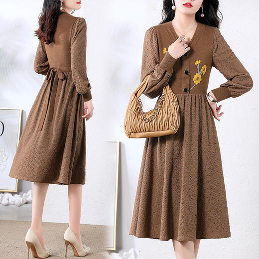 新款洋气，刺绣百搭显瘦小v领立体纹路毛衣拼接连衣裙HR-YBER2288 商品图2