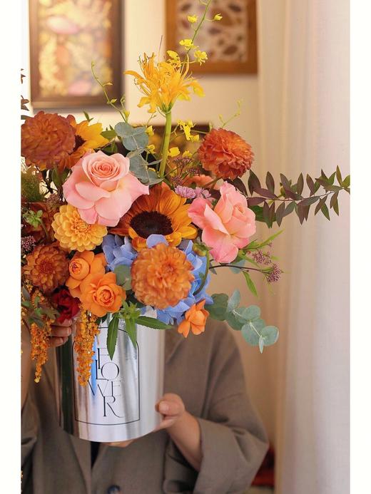 《秋》-玫瑰混搭抱抱桶 商品图1