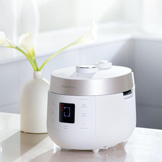 会说话的双压电饭煲｜新款韩国CUCKOO/福库智能语音1.8倍大气压电饭煲ST0611FW 3L/ST1011FW 5L 商品图1