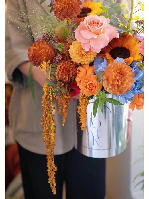 《秋》-玫瑰混搭抱抱桶 商品图2