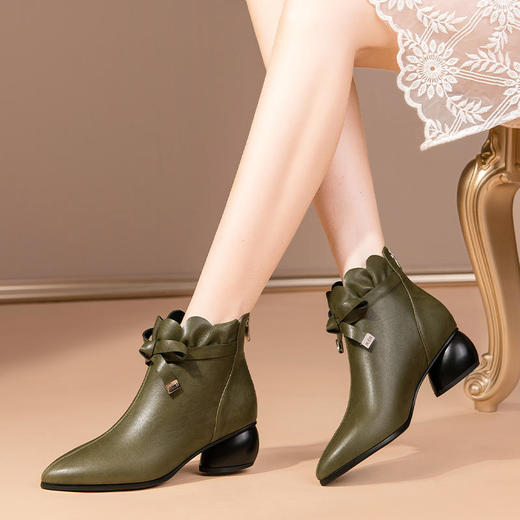 韩版荷叶边高跟，尖头粗跟性感短筒靴 JZJ-B240-706 商品图3