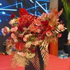 红金色自带贵气讲台插花 商品缩略图0