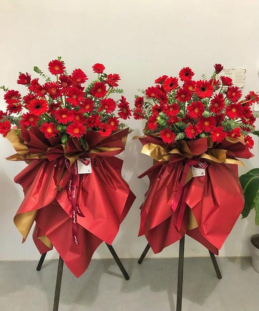 红红火火-红色系开业庆典三脚架花篮一对 商品图1