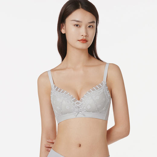 都市丽人聚拢升杯聚拢杯B杯常规内衣蕾丝中厚3/4杯文胸三排扣无钢圈LB25K1 商品图0